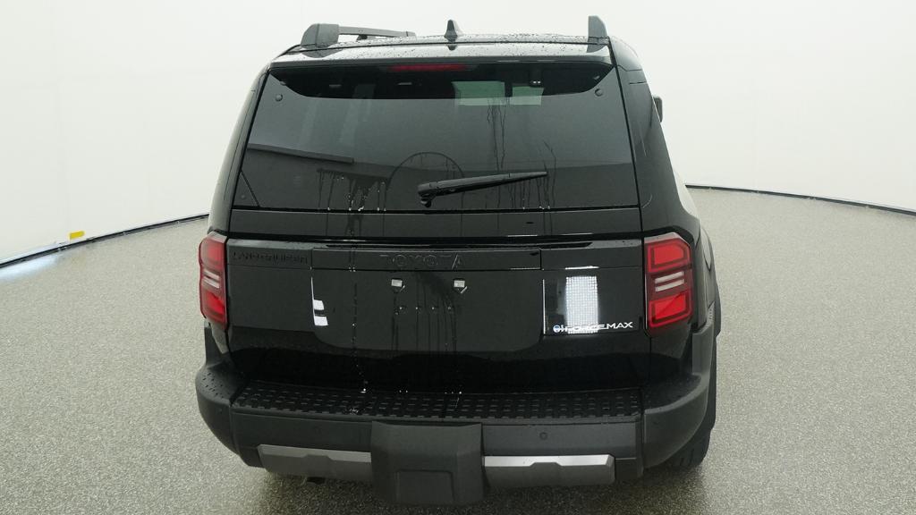 New 2027 Inked Toyota Land Cruiser image 19