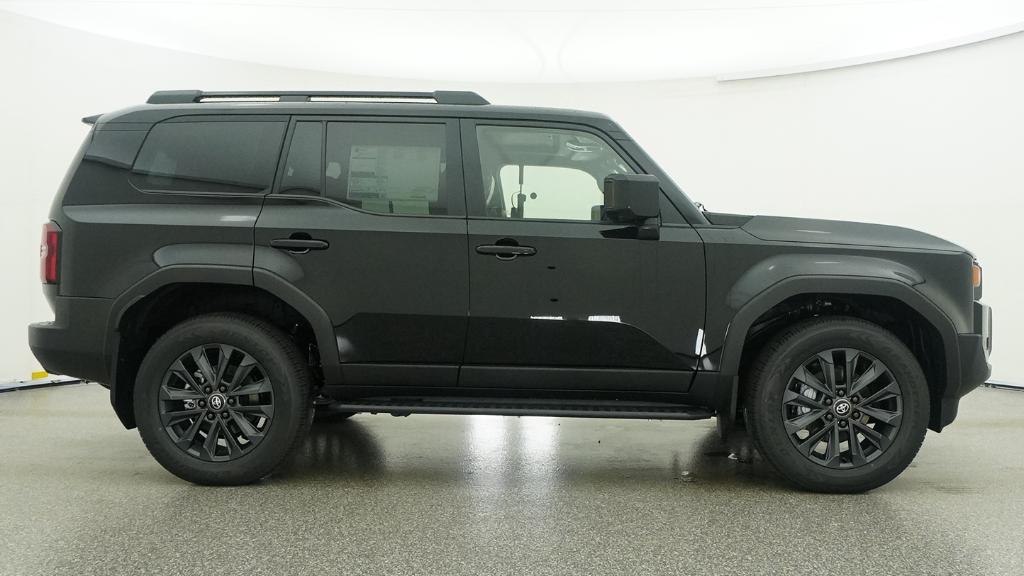 New 2027 Inked Toyota Land Cruiser image 13