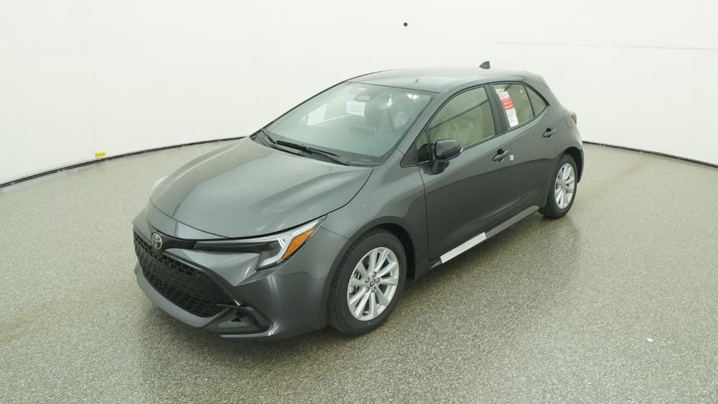 2026 Toyota Corolla Hatchback SE's photo