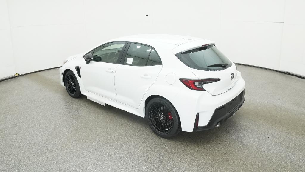 2025 Toyota GR Corolla Core - Photo 17