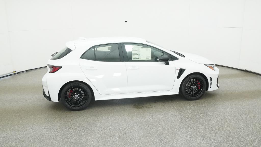 2025 Toyota GR Corolla Core - Photo 15