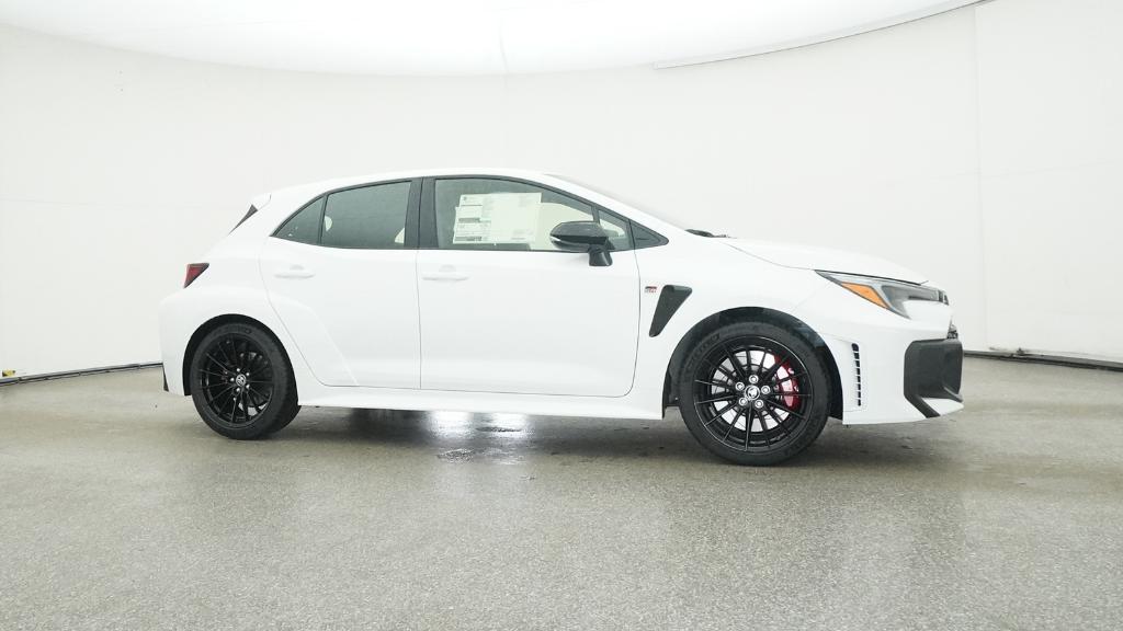 2025 Toyota GR Corolla Core - Photo 12
