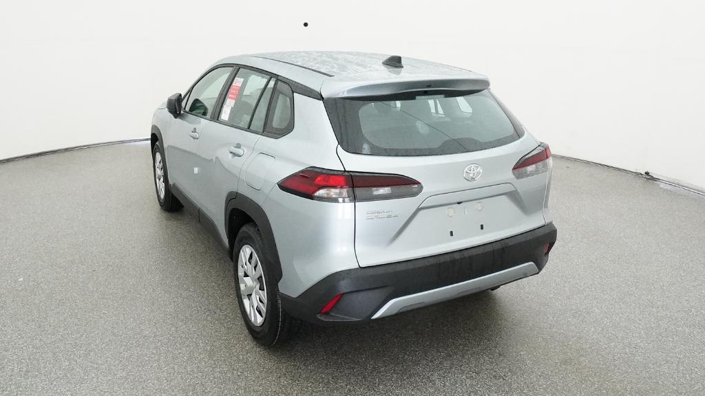 2026 Toyota Corolla Cross L photo 16