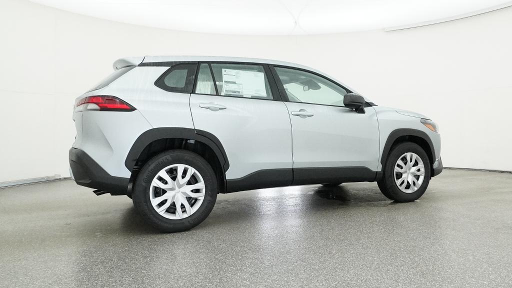 2026 Toyota Corolla Cross L photo 23