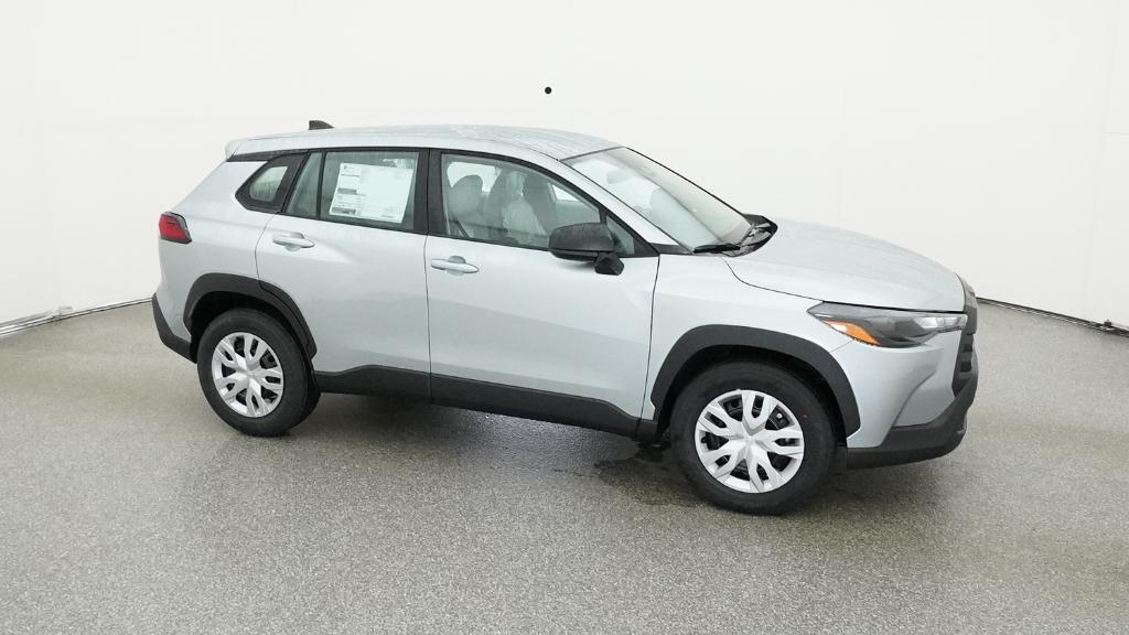 2026 Toyota Corolla Cross L photo 27