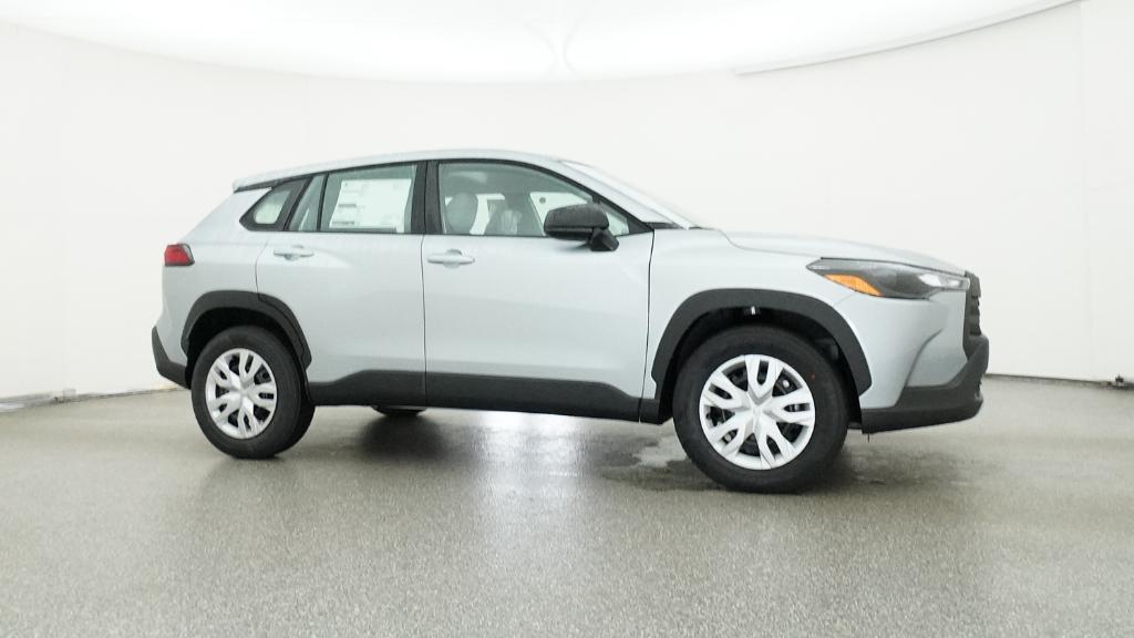 2026 Toyota Corolla Cross L photo 28