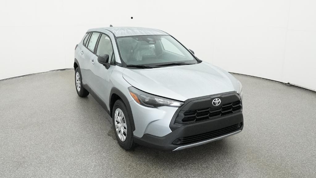 2026 Toyota Corolla Cross L photo 32