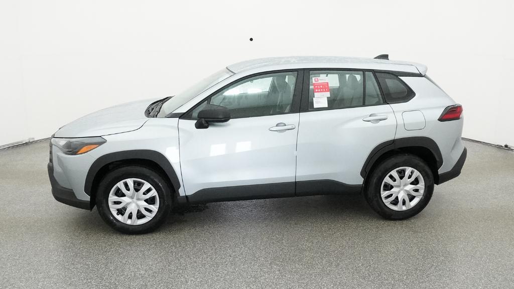 2026 Toyota Corolla Cross L photo 9
