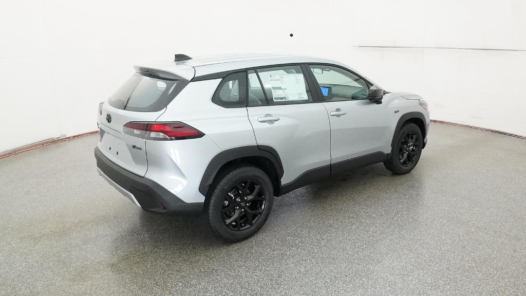 2026 Toyota Corolla Cross L photo 20