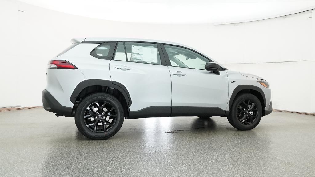 2026 Toyota Corolla Cross L photo 21
