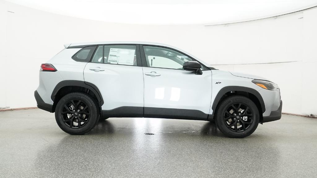 2026 Toyota Corolla Cross L photo 24