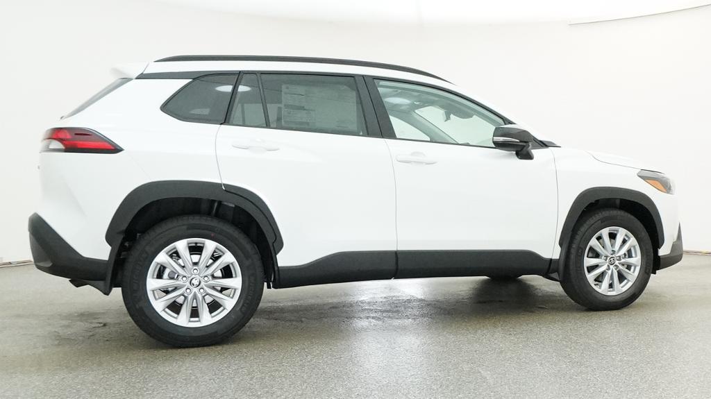 New 2026 Wind Chill Pearl <sup>1</sup> Toyota  LE image 15