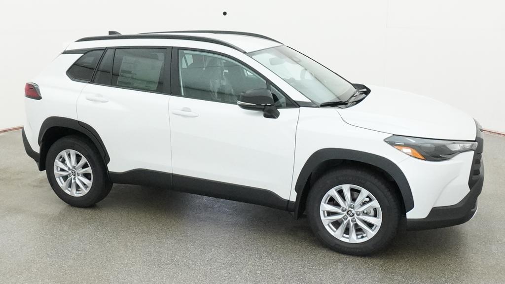 New 2026 Wind Chill Pearl <sup>1</sup> Toyota  LE image 38