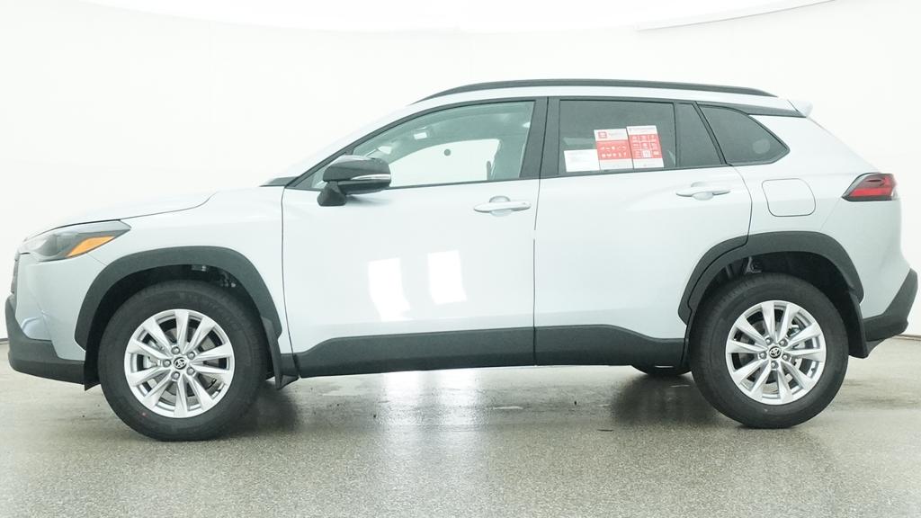 New 2026 Sonic Silver Toyota  LE image 2