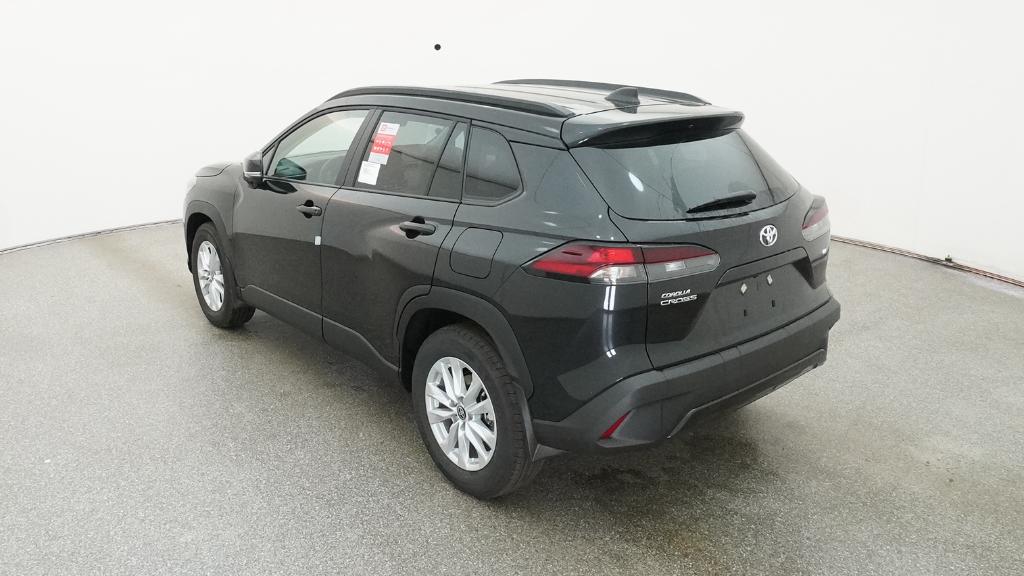 2026 Toyota Corolla Cross LE photo 13