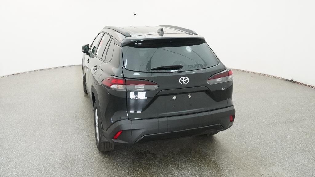 2026 Toyota Corolla Cross LE photo 16