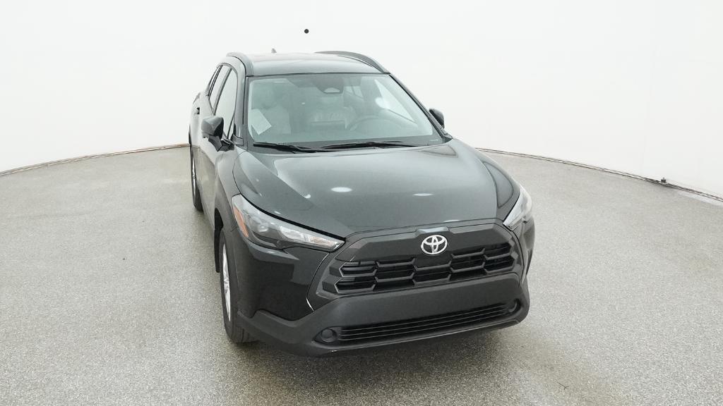 2026 Toyota Corolla Cross LE photo 32