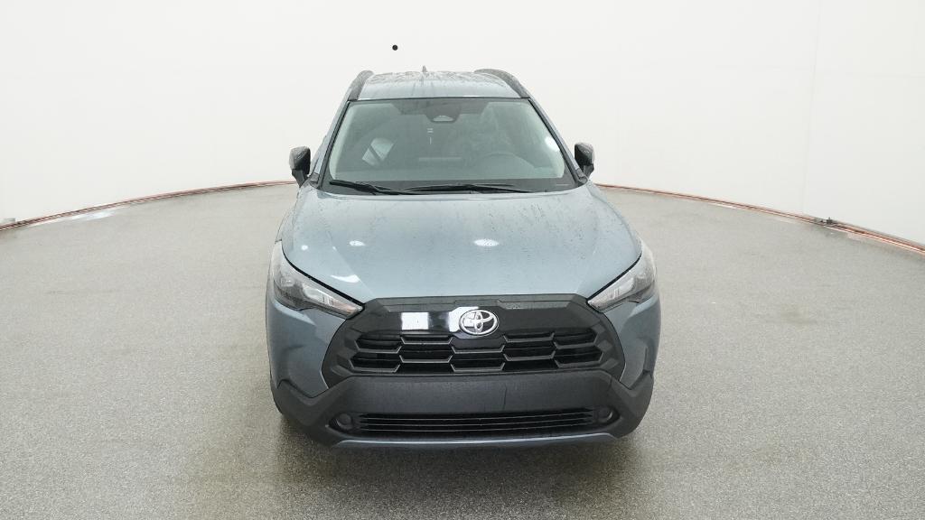 2026 Toyota Corolla Cross LE photo 2