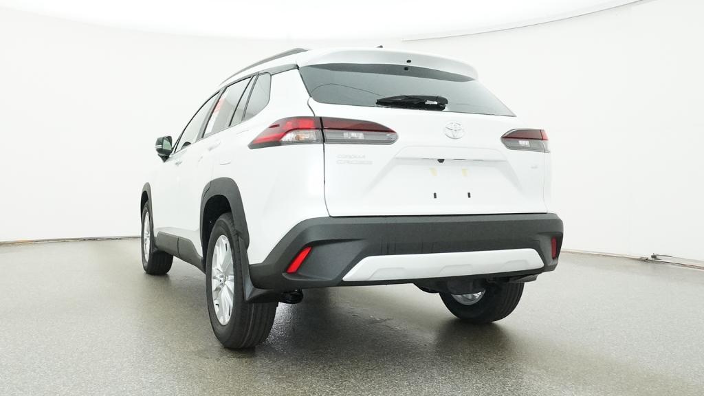 New 2026 Wind Chill Pearl <sup>1</sup> Toyota  LE image 25