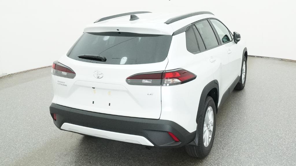 New 2026 Wind Chill Pearl <sup>1</sup> Toyota  LE image 19