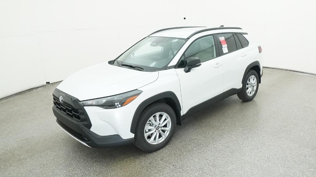 2026 Toyota Corolla Cross LE's photo