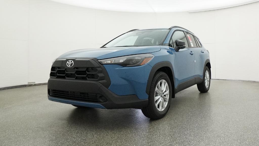 2026 Toyota Corolla Cross LE photo 4