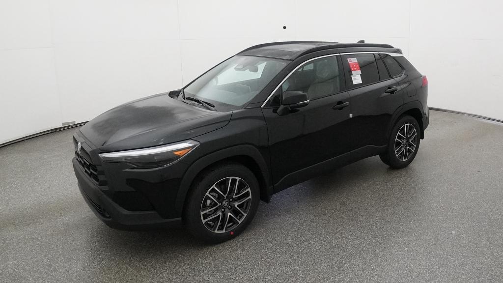 2026 Toyota Corolla Cross XLE's photo