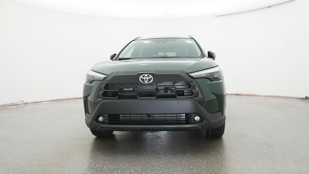 2026 Toyota Corolla Cross XLE photo 3