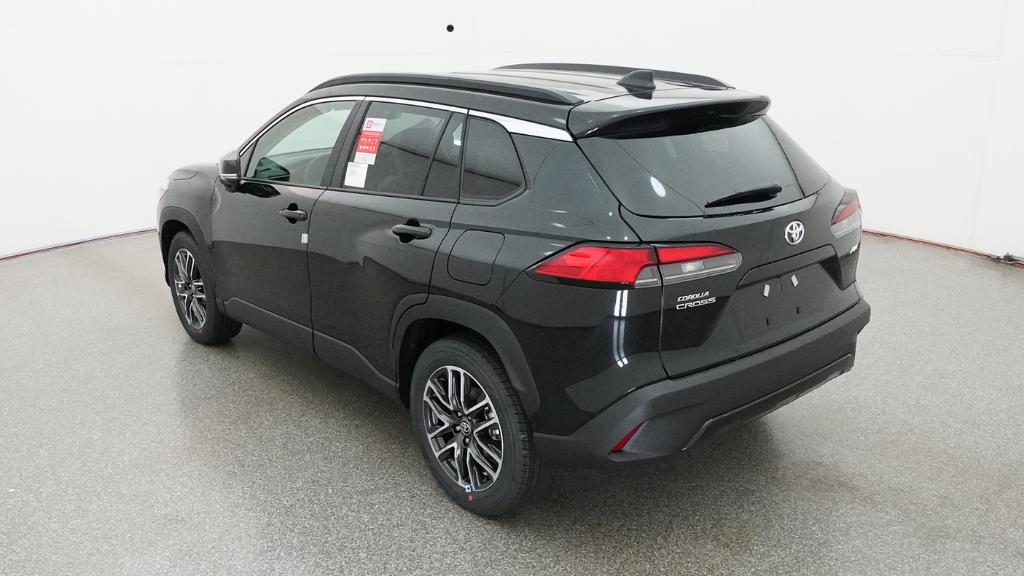 New 2026 Jet Black Toyota XLE image 4