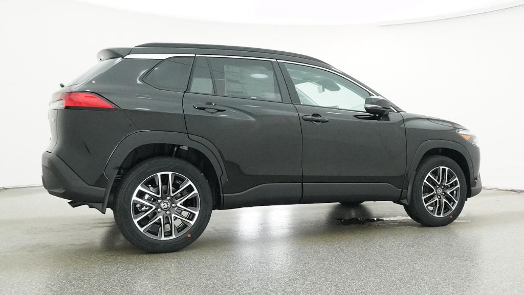 New 2026 Jet Black Toyota XLE image 30