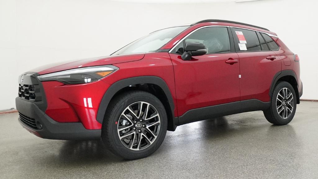 New 2026 Soul Red Crystal <sup>1</sup> <sup>2</sup> Toyota  XLE image 7