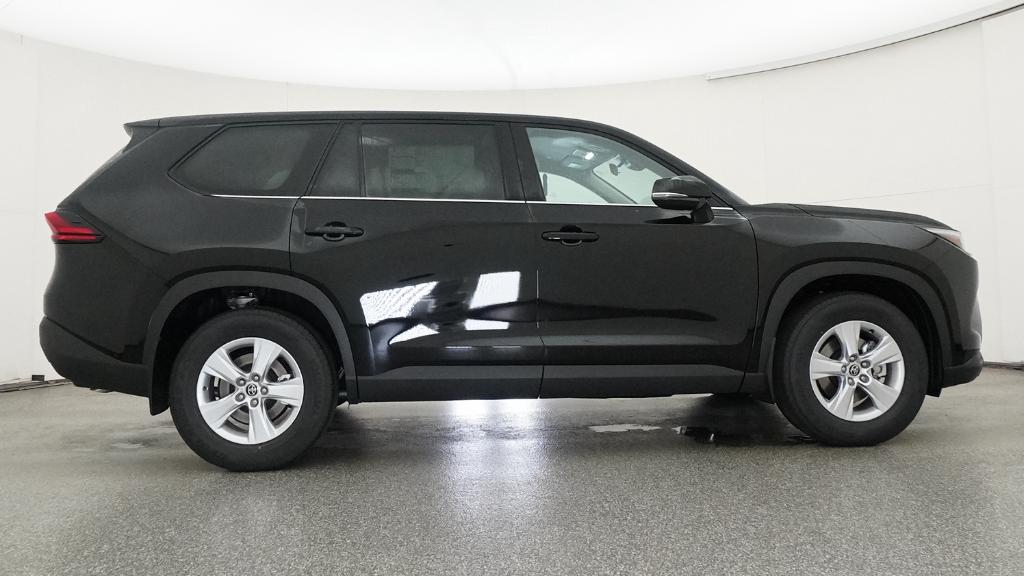 New Midnight Black Metallic 2026 Toyota Grand Highlander LE for