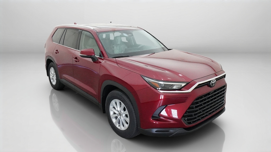 New 2026 Ruby Flare Pearl <sup>1</sup> Toyota  XLE image 36