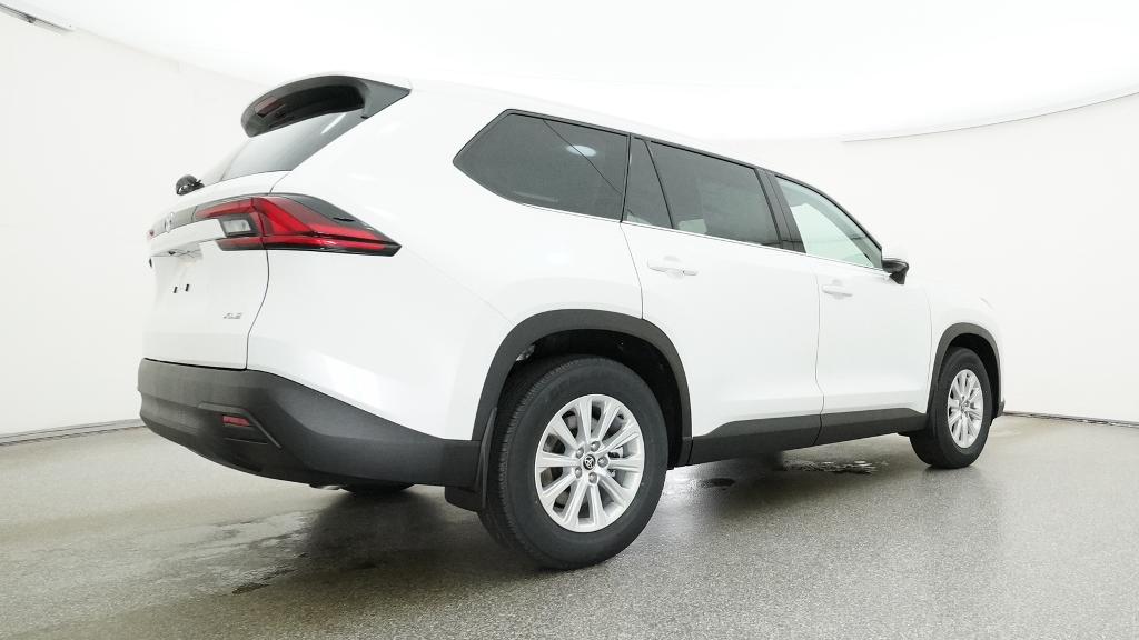 New 2026 Wind Chill Pearl <sup>1</sup> Toyota  XLE image 38