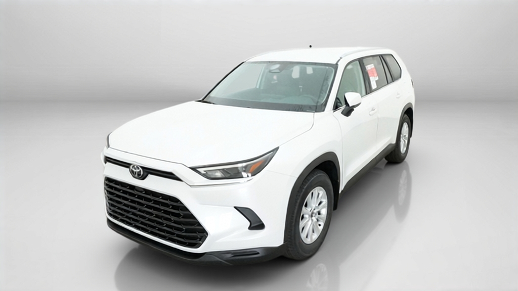 2026 Toyota Grand Highlander XLE SUV Slide 2