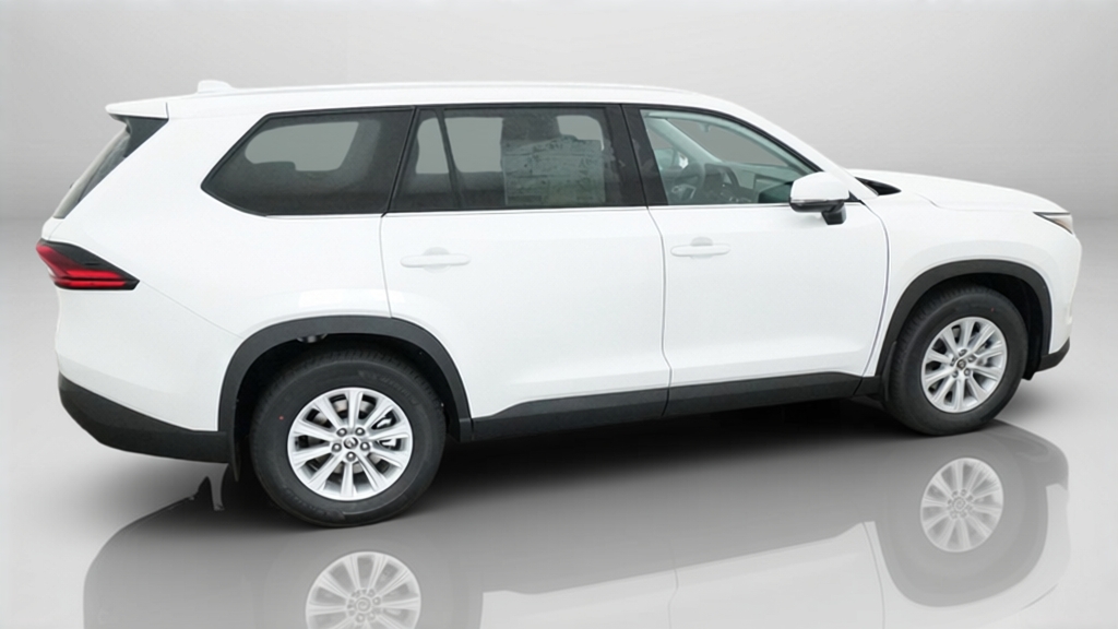 2026 Toyota Grand Highlander XLE SUV Slide 11