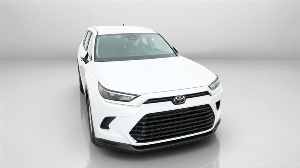 2026 Toyota Grand Highlander XLE SUV Slide 15