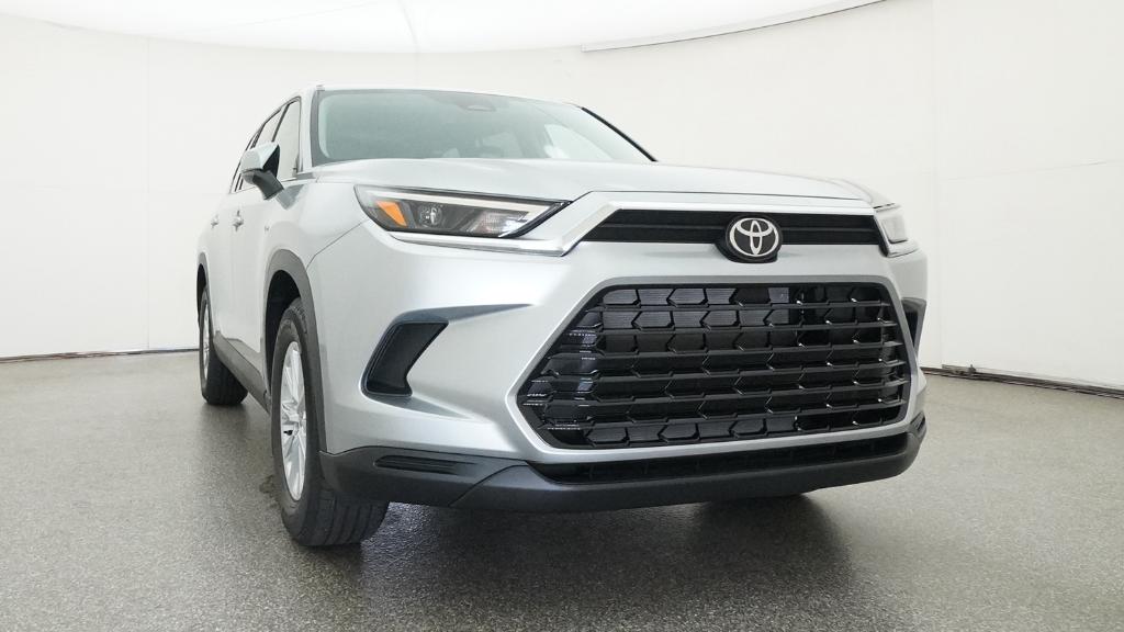 New 2026 Celestial Silver Metallic Toyota  XLE image 17