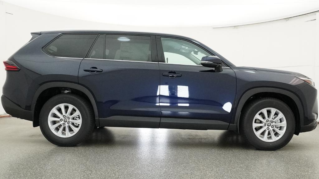 New 2026 Blueprint Toyota  XLE image 13