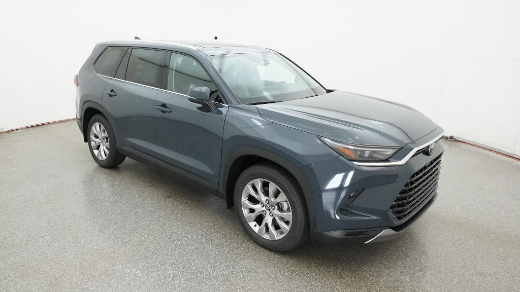 2026 Toyota Grand Highlander Limited photo 2
