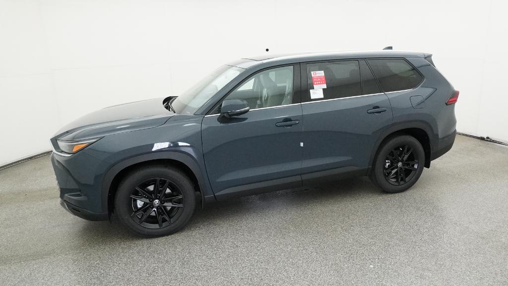 2026 Toyota Grand Highlander Limited photo 3