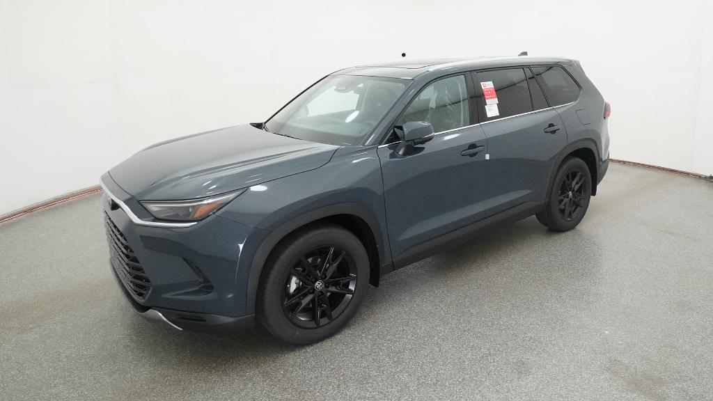 2026 Toyota Grand Highlander Limited's photo