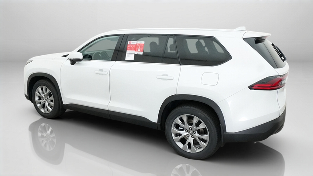 2026 Toyota Grand Highlander LIMITED SUV Slide 5