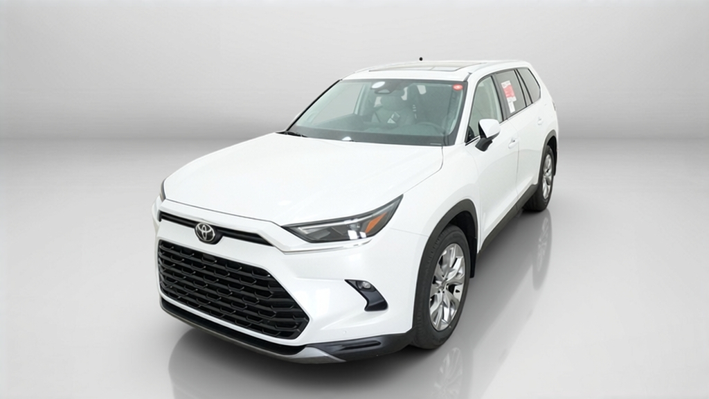 2026 Toyota Grand Highlander LIMITED SUV Slide 2