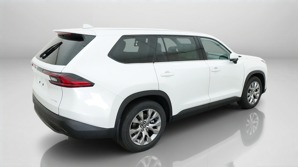2026 Toyota Grand Highlander LIMITED SUV Slide 10