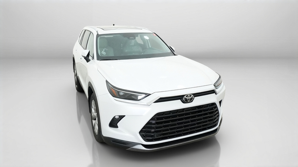 2026 Toyota Grand Highlander LIMITED SUV Slide 15