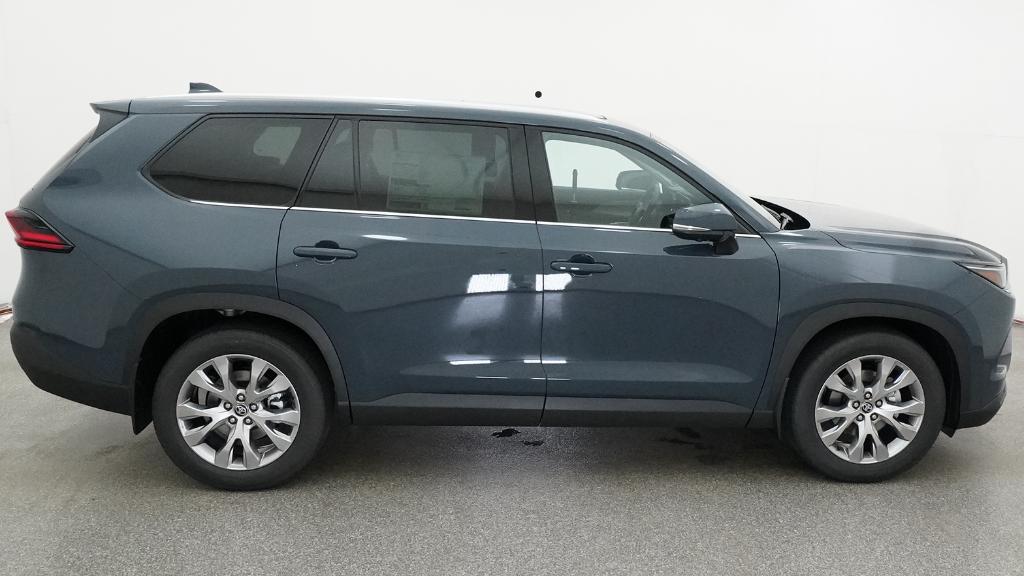 New 2026 Toyota Grand Highlander 4D Sport Utility