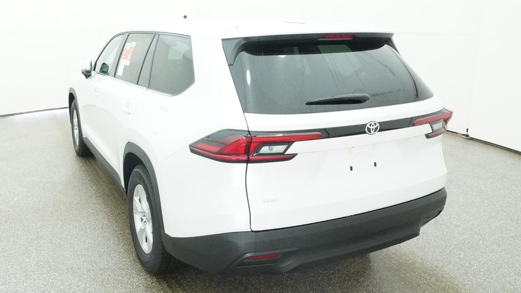 2026 Toyota Grand Highlander LE SUV Slide 7