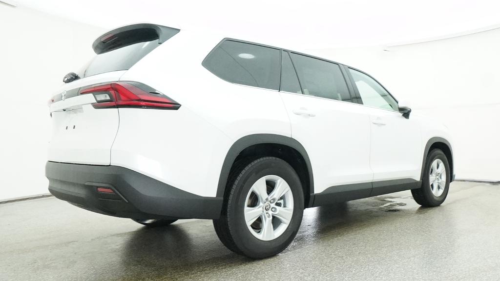 2026 Toyota Grand Highlander LE SUV Slide 26