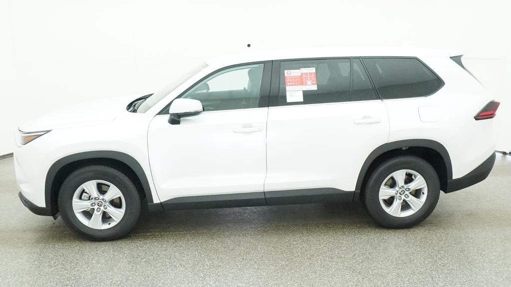 2026 Toyota Grand Highlander LE SUV Slide 4